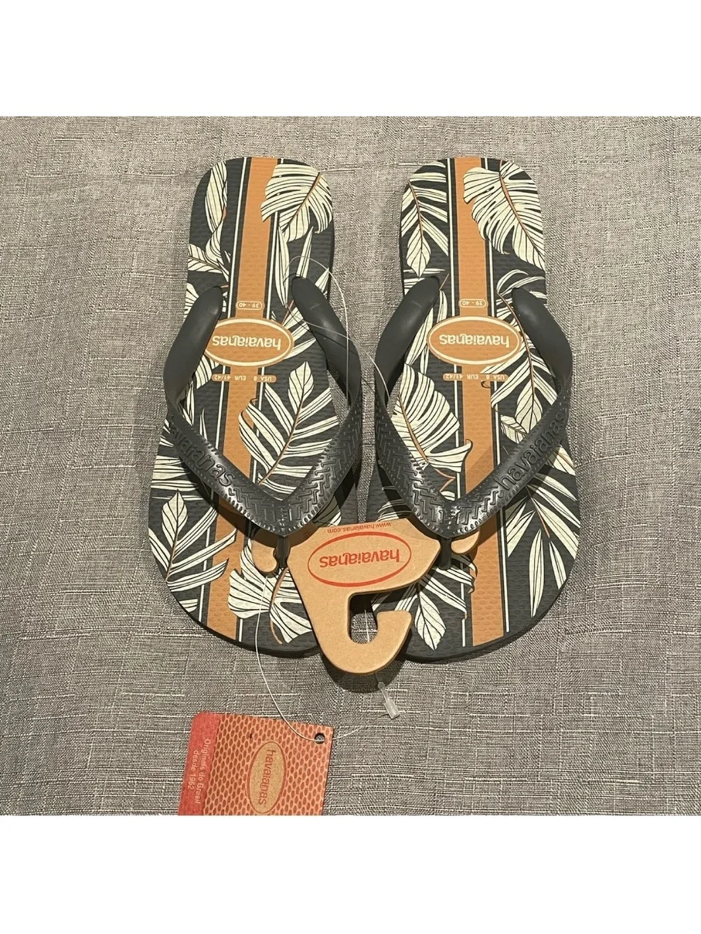 New HAVAIANAS Men’s Tropical Leaf Aloha Flip Flops